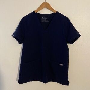Figs- Navy Medium CASMA - Three-Pocket Scrub Top